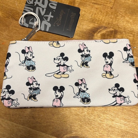 Disney Minnie and Mickey Mouse Patterned Pouch - Picture 2 of 8